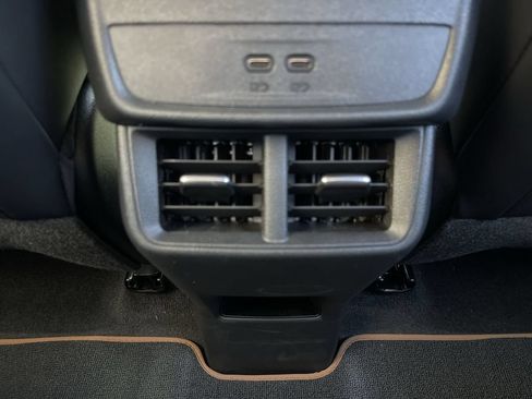 New 2027 GMC Terrain AT4 AWD/4WD image 21