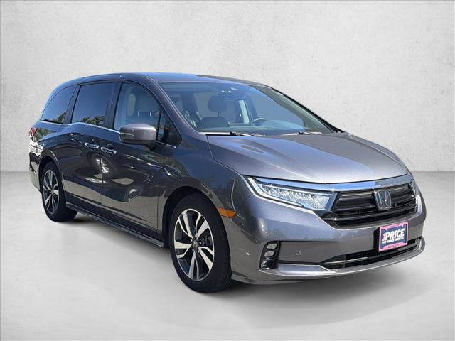 Used 2023 Honda Odyssey Touring image 3