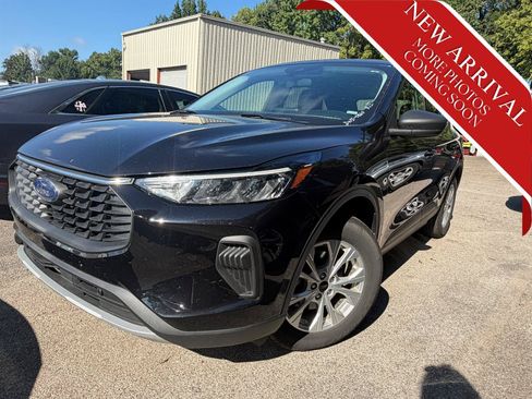 Used 2025 Ford Escape Active FWD image 3