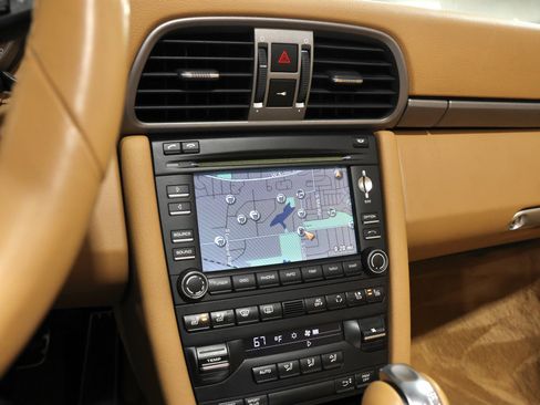 Used 2011 Porsche 911 Cabriolet image 47