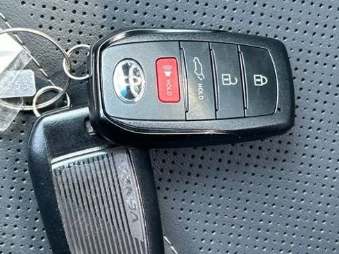 Certified 2023 Toyota Venza Limited AWD/4WD image 73