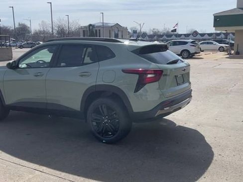 New 2026 Chevrolet Trax ACTIV w/ Sunroof Package FWD image 6
