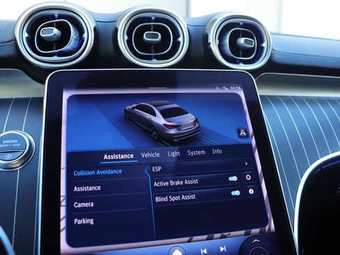 Used 2024 Mercedes-Benz C 300 C 300 image 32