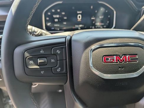 Used 2026 GMC Sierra 2500 AT4 w/ Technology Package AWD/4WD image 17