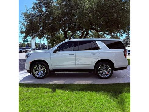 Used 2021 Chevrolet Tahoe High Country RWD image 9