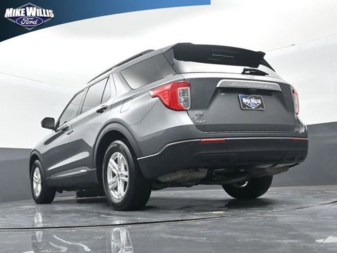 Used 2023 Ford Explorer XLT image 21