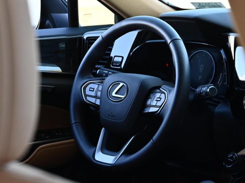 Used 2025 Lexus NX 350 AWD w/ Premium Package image 24