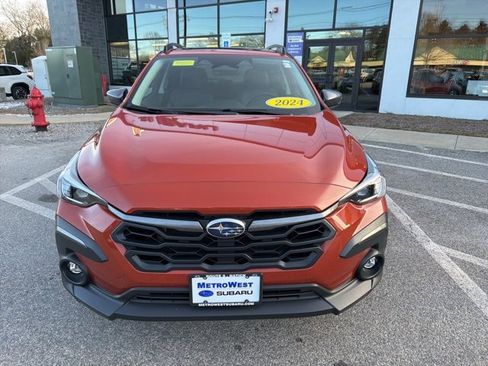 Certified 2024 Subaru Crosstrek 2.5i Limited w/ Crosstrek Mirror Package image 12