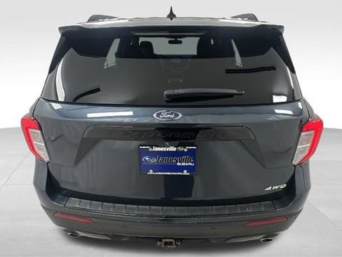 Used 2023 Ford Explorer ST-Line w/ Class IV Trailer Tow Package image 4