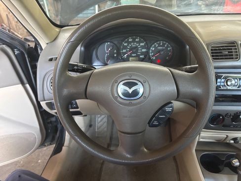 Used 2003 MAZDA Protege FWD image 12