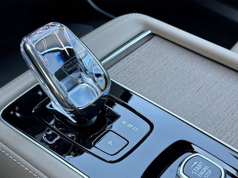 Used 2026 Volvo XC90 B5 Core w/ Protection Package image 22