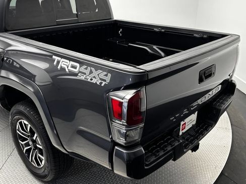 Used 2023 Toyota Tacoma TRD Sport AWD/4WD image 12