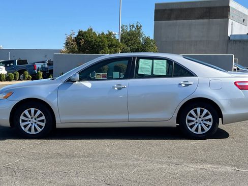 Used 2007 Toyota Camry CE FWD image 9