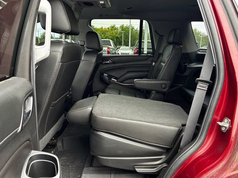 Used 2018 GMC Yukon SLT w/ Open Road Package AWD/4WD image 29