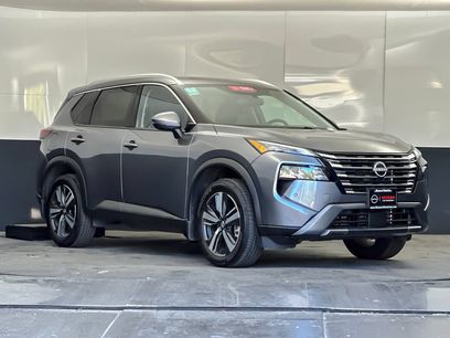 Used 2025 Nissan Rogue SL w/ Tech Package