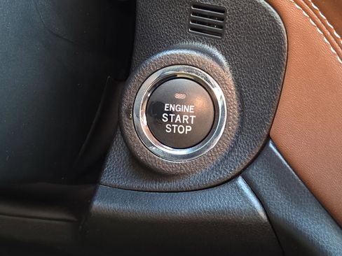 Used 2025 Subaru Outback Touring XT w/ Popular Package #2 image 28