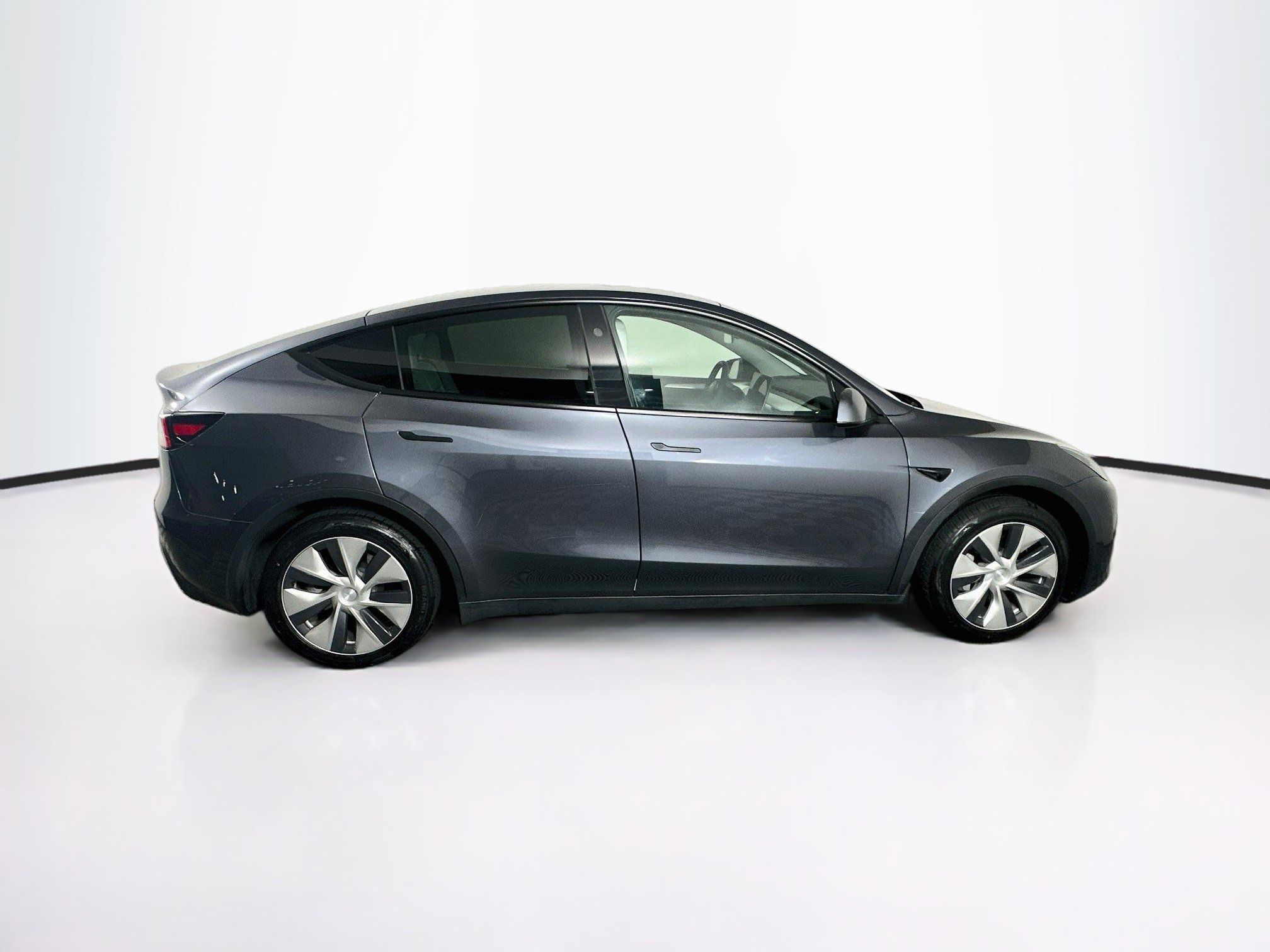 Used 2023 Tesla Model Y Long Range AWD/4WD image 10