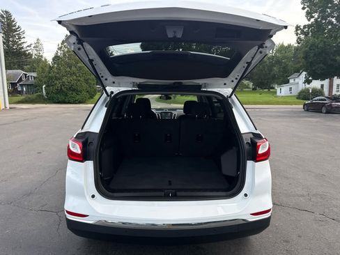Used 2018 Chevrolet Equinox LT AWD/4WD image 15