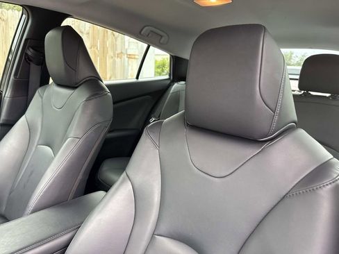 Used 2022 Toyota Prius image 25