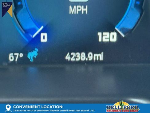 Used 2025 Ford Bronco Badlands image 6