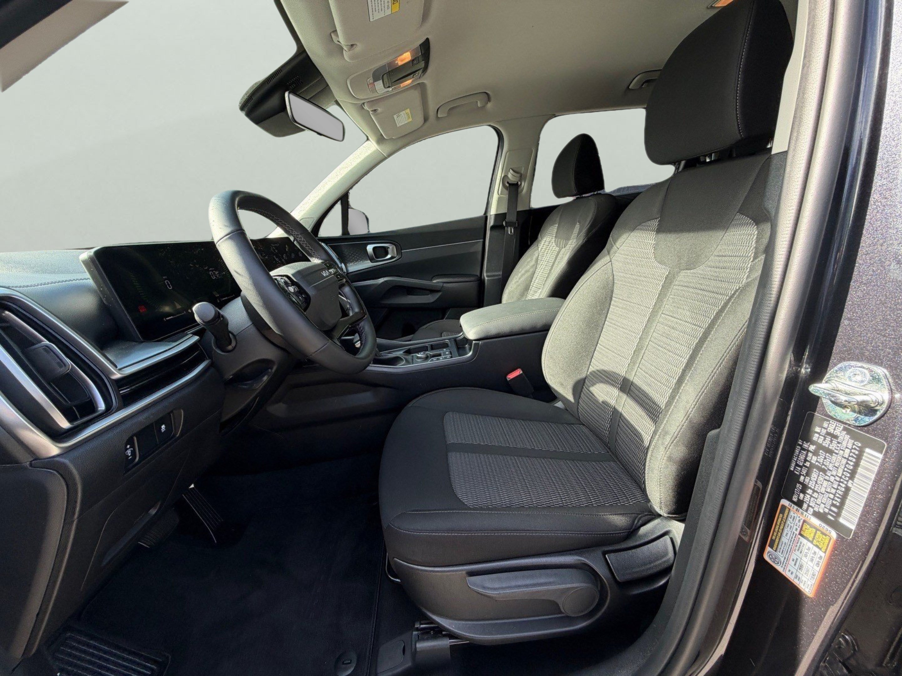 Certified 2026 Kia Sorento LX FWD image 14