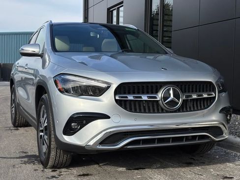 Used 2025 Mercedes-Benz GLA 250 4MATIC image 10