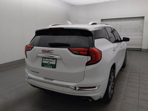 Used 2018 GMC Terrain Denali w/ Advanced Safety Package FWD image 9