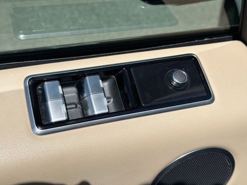 Used 2019 Land Rover Range Rover Sport HSE AWD/4WD image 22