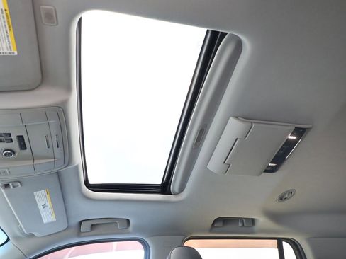 Used 2019 Chevrolet Tahoe LT RWD image 25