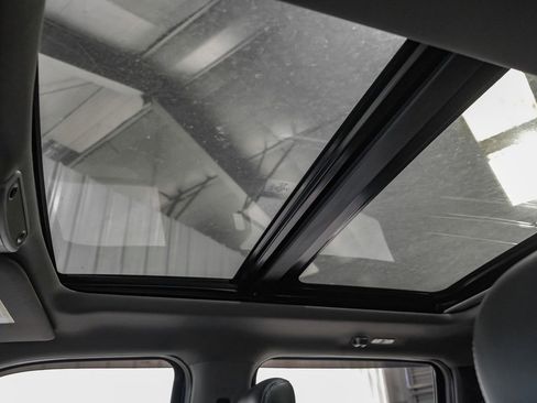 Used 2019 Ford F250 Lariat w/ Lariat Ultimate Package image 23