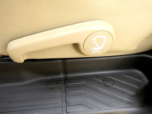 Used 2008 Toyota Sequoia Limited image 26