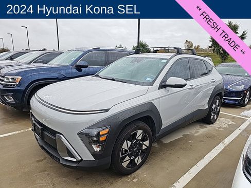Certified 2024 Hyundai Kona SEL w/ Convenience Package image 1