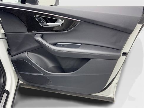 Used 2024 Audi Q7 2.0T Premium Plus image 53