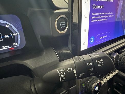 Used 2025 Toyota 4Runner Limited image 22