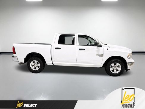 Used 2023 RAM 1500 Classic SLT w/ Electronics Group AWD/4WD image 6