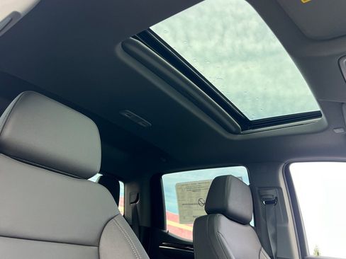 New 2026 GMC Sierra 1500 Elevation w/ Elevation Premium Package AWD/4WD image 15