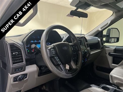 Certified 2022 Ford F450 XL w/ Power Equipment Group image 9