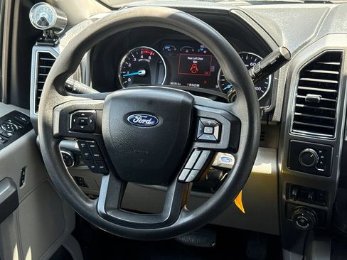 Used 2020 Ford F350 XLT w/ XLT Premium Package AWD/4WD image 15