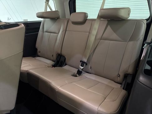 Used 2024 Ford Expedition Max XLT image 26