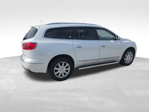 Used 2017 Buick Enclave Leather FWD image 5