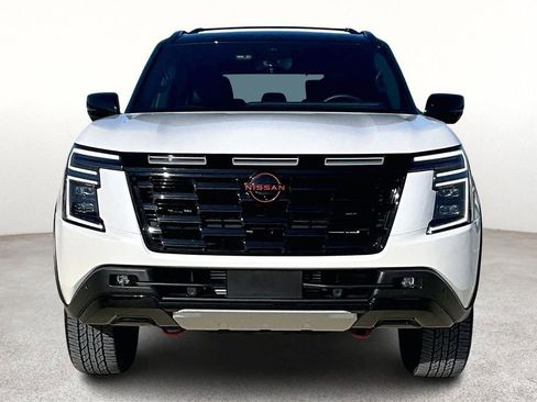 Used 2025 Nissan Armada PRO-4X w/ Pro-4X Premium Package image 5