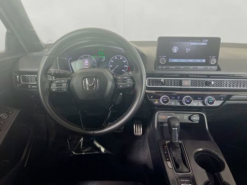 Used 2025 Honda Civic Sport image 18