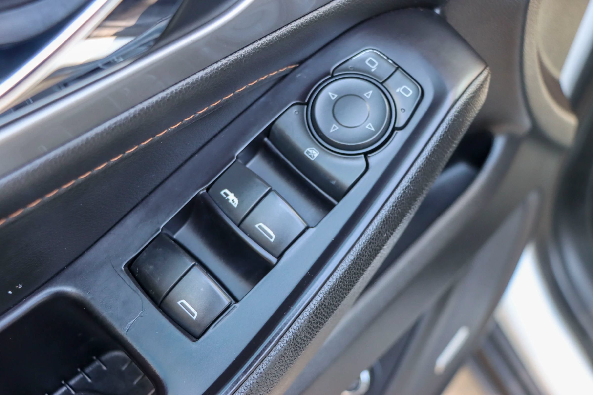 Used 2020 Chevrolet Traverse RS w/ LPO, Floor Liner Package FWD image 13