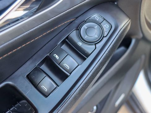 Used 2020 Chevrolet Traverse RS w/ LPO, Floor Liner Package FWD image 13