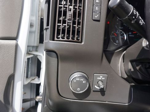 Used 2020 Chevrolet Express 2500 w/ Driver Convenience Package RWD image 4