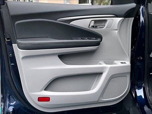 Used 2020 Honda Ridgeline RTL image 22