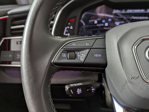 Used 2023 Audi Q8 Premium Plus w/ Premium Plus Package image 32