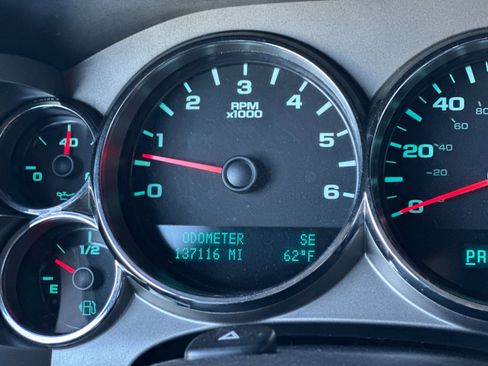 Used 2010 Chevrolet Silverado 1500 LT w/ Power Pack Plus AWD/4WD image 24