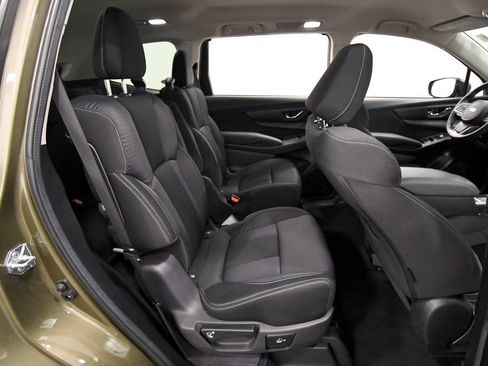 Used 2025 Subaru Ascent Premium AWD/4WD image 17