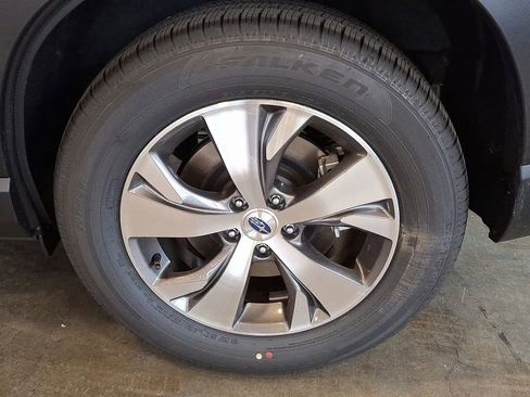 New 2025 Subaru Ascent Premium image 8